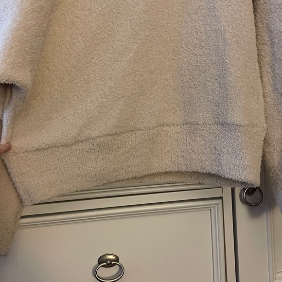 Cozy Pink Heart Sweater - Picture 6 of 9